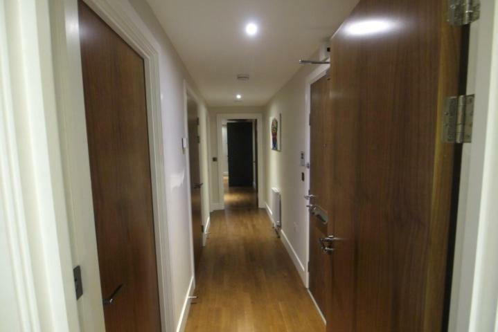One Commercial Street Apartment Лондон Экстерьер фото